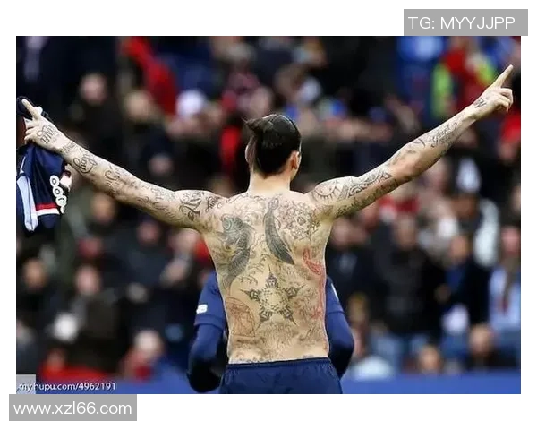 足球球星手腕绷带背后的秘密与象征意义分析